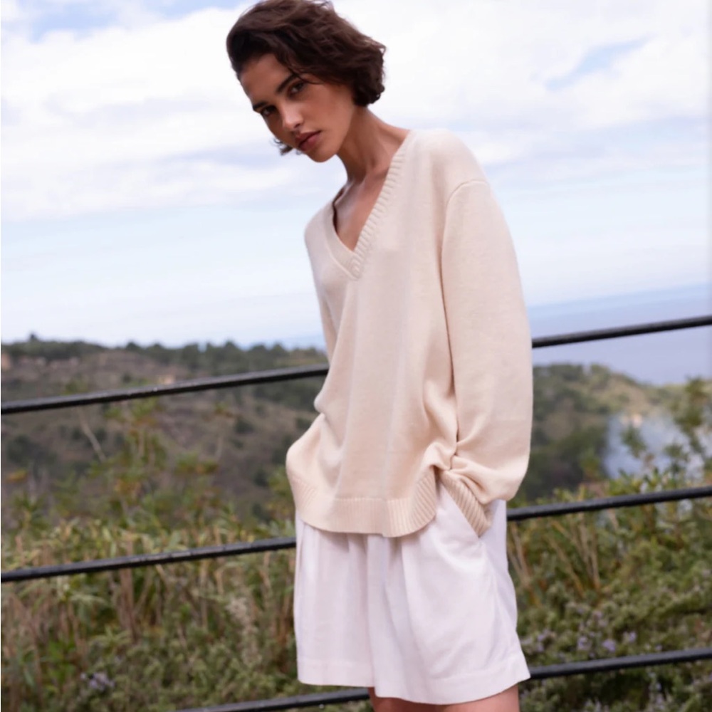 Jenni Kayne Cream V-Neck Sweater